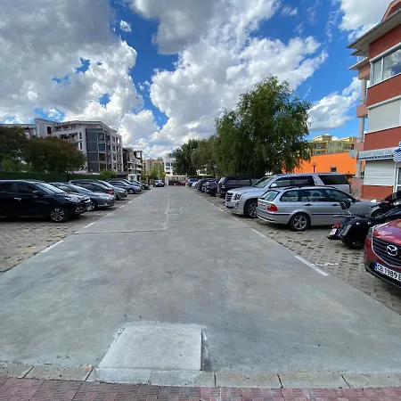 Gt Sunny Apartman Napospart